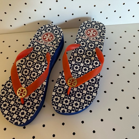 Tory Burch Red and Blue Geometric Sandals - Picture 2 of 3